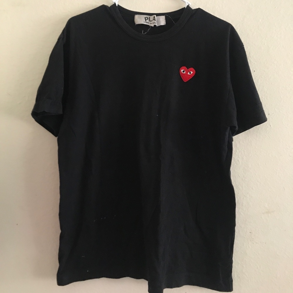 Comme des carçons Play heart logo black tshir